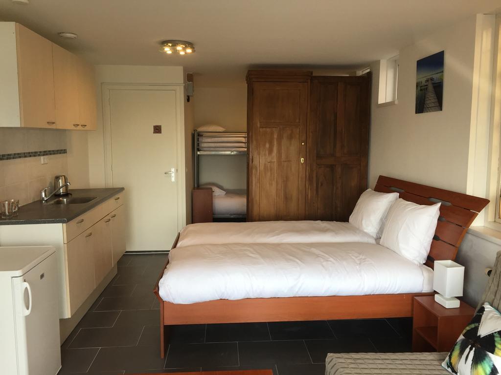 Budget Hotel De Witte Hoeck Amsterdam Wormerveer Exteriér fotografie